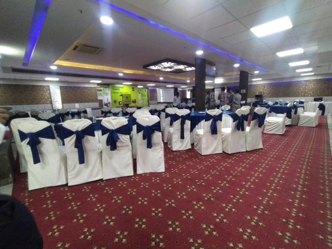 Hyphen Business Hotel Noida Extérieur photo