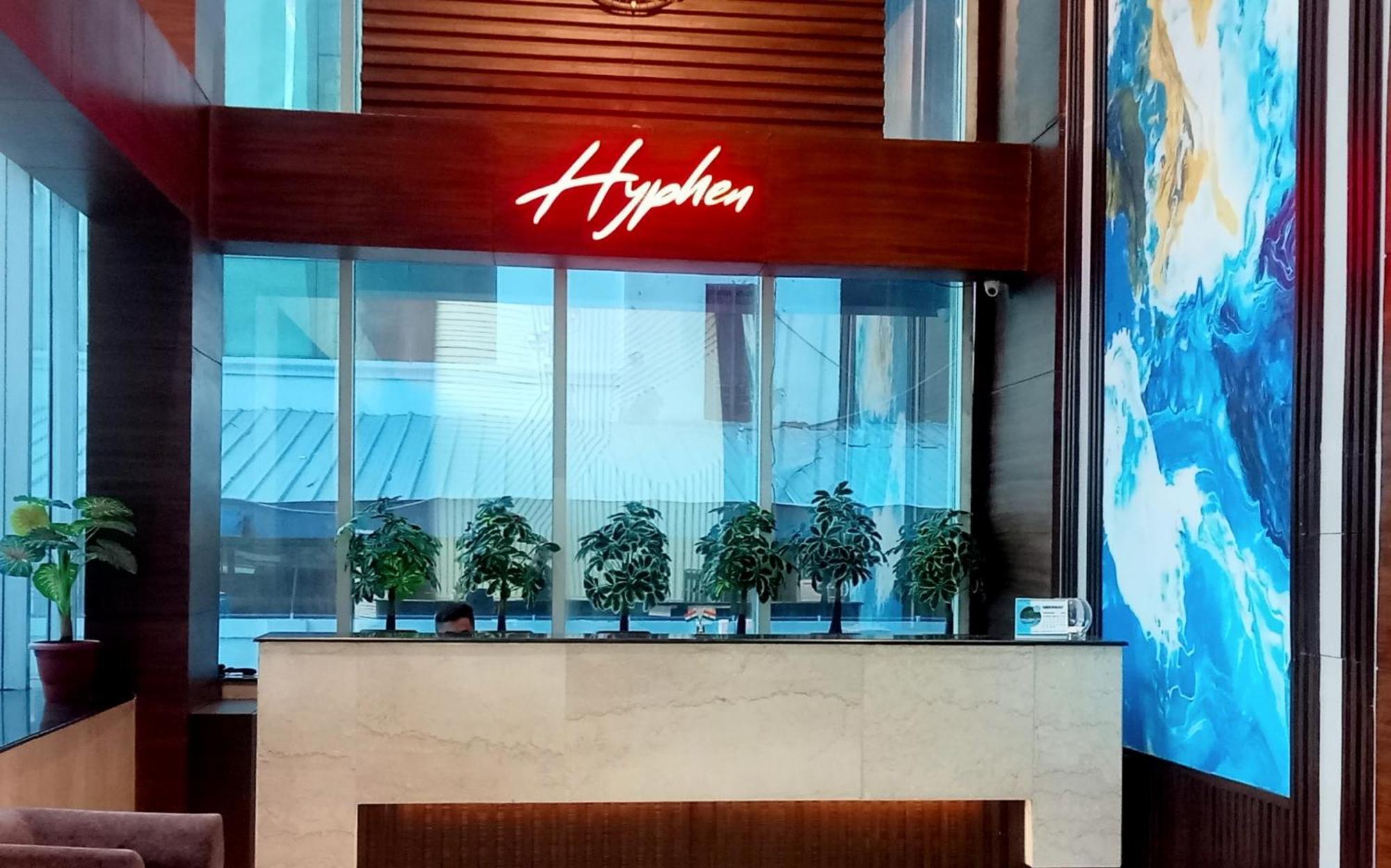 Hyphen Business Hotel Noida Extérieur photo