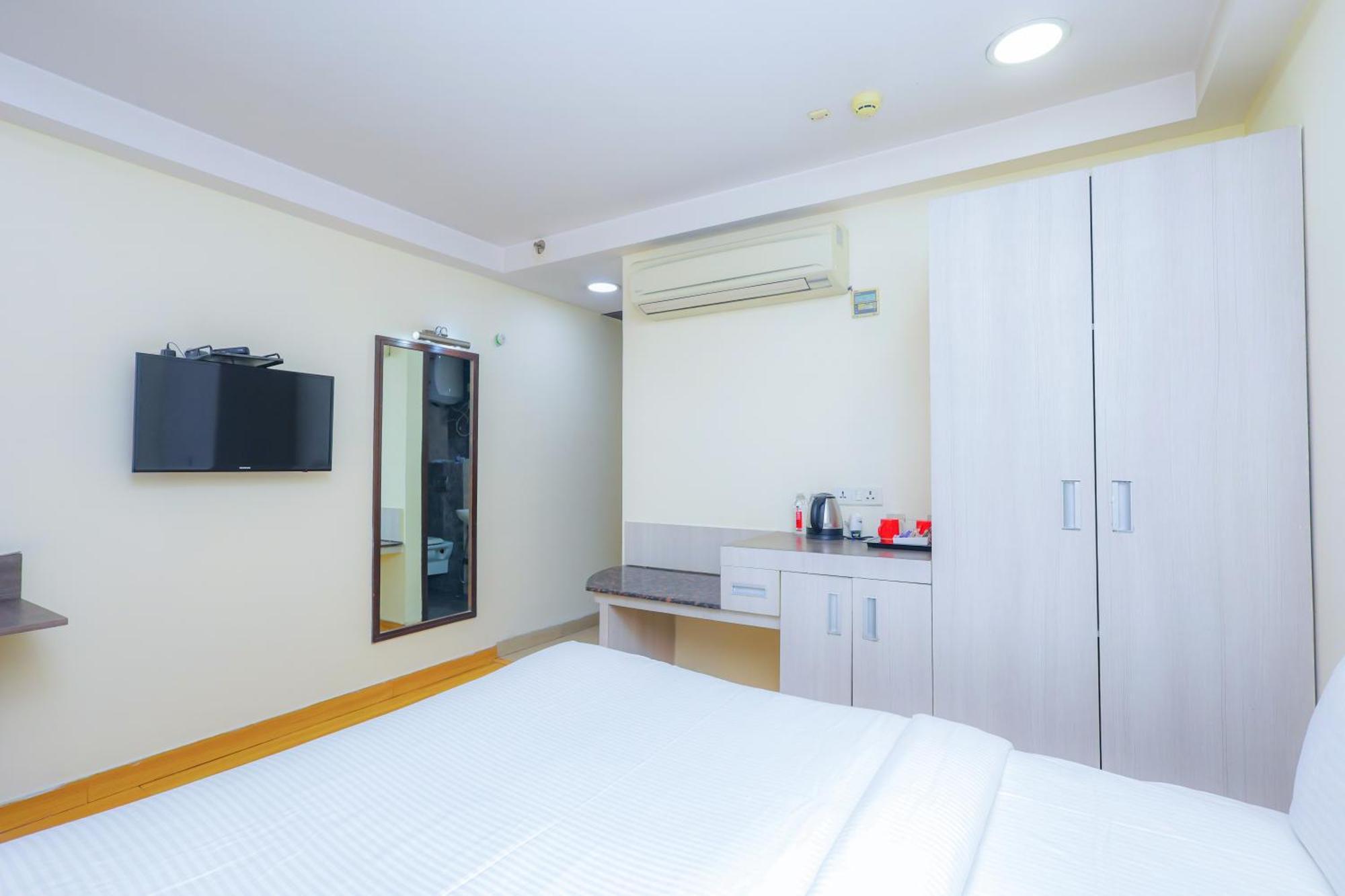 Hyphen Business Hotel Noida Extérieur photo